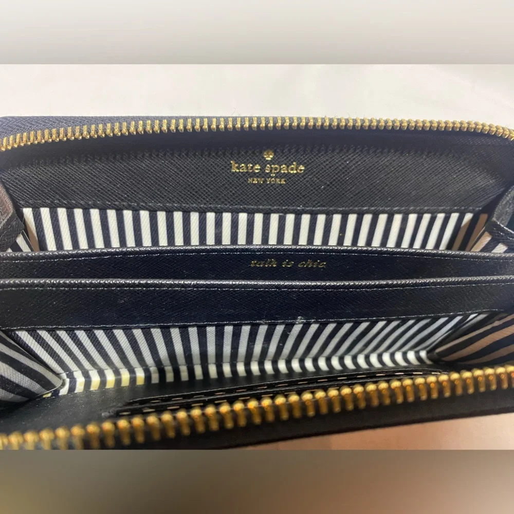 Kate Spade Wallet - Picture 5 of 6